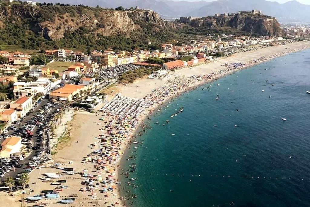 Casa Vacanze Il Nido - 4 Stelle Мілаццо Екстер'єр фото